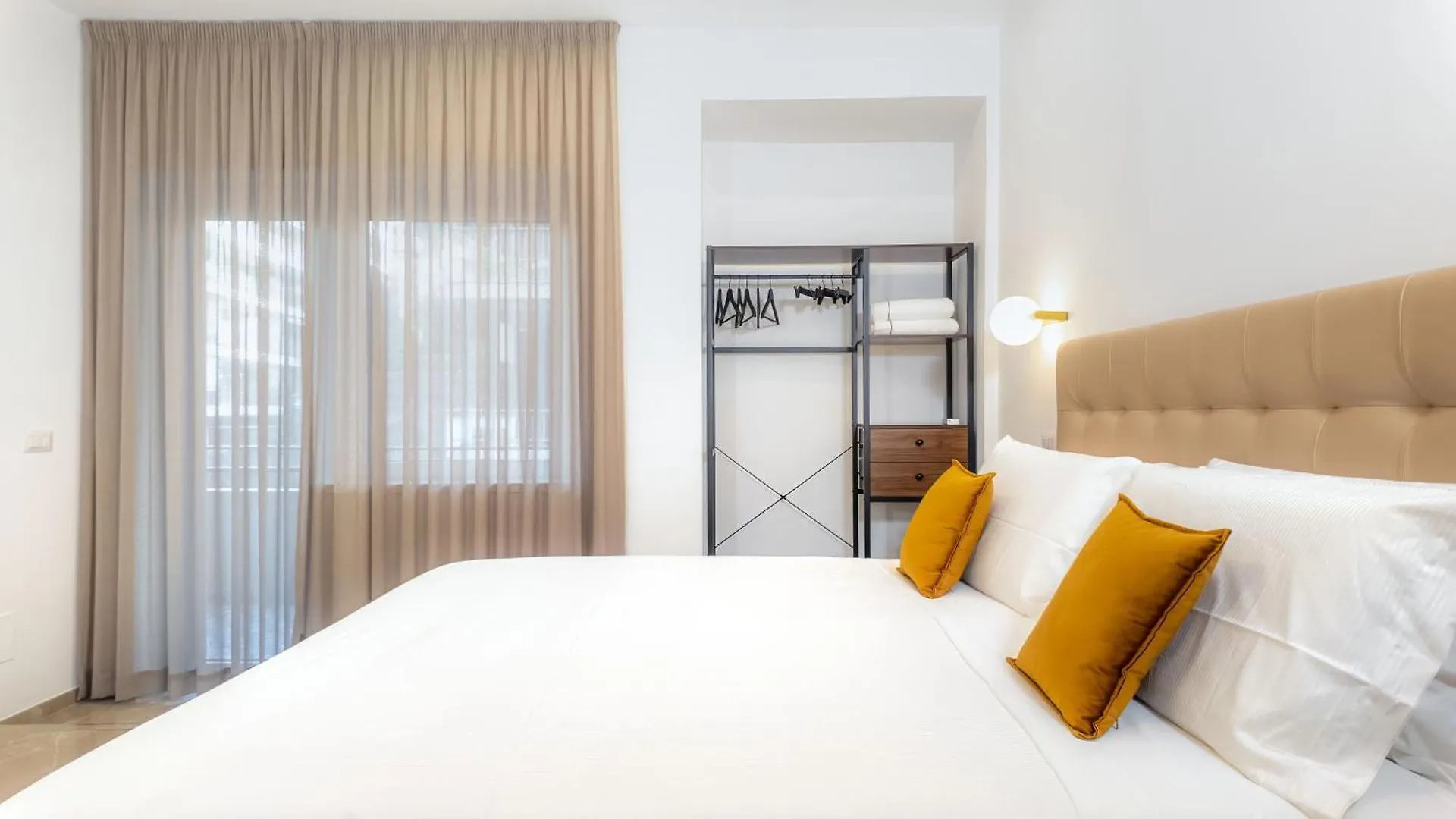 Aura Vatican Suite Rome 0*,  Italy